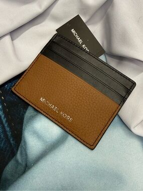 (new+tag) Michael Kors Brown / Black Leather Card Case Men/Women (unisex)